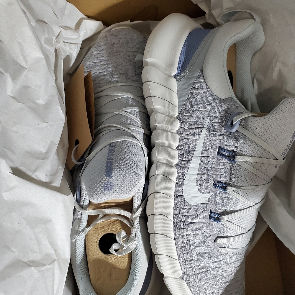 Men's Nike Free Runs 5.0